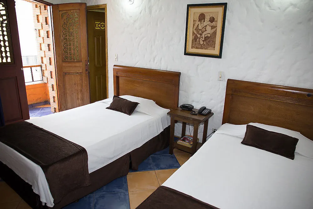 Ayenda 1223 Porton De La 10 Hotel Medellin