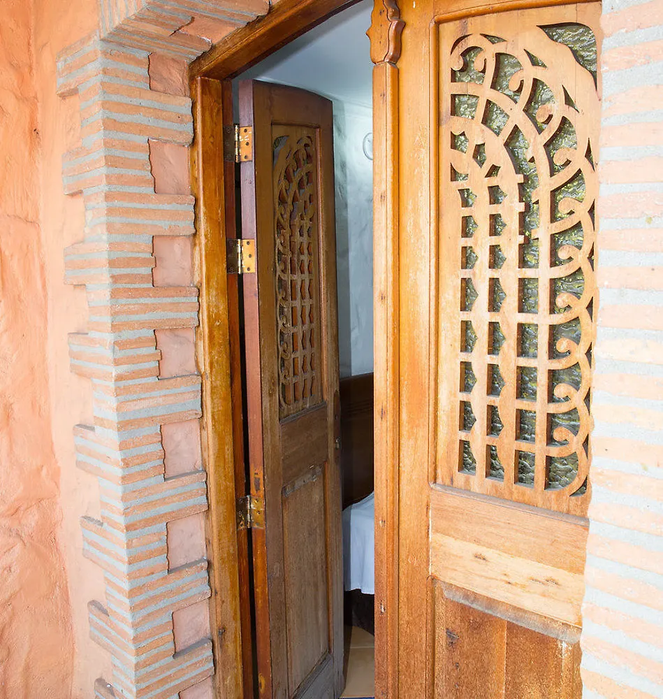 Ayenda 1223 Porton De La 10 Hotel Medellin